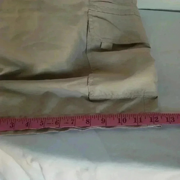 Burnside Cargo Shorts 38 - Picture 8 of 8